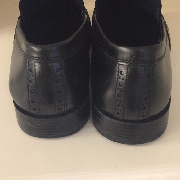 Like New Cole Haan Grand OS Only worn twice. - Picture 6 of 6